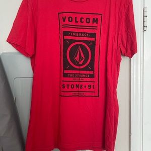 Red short sleeve shirt